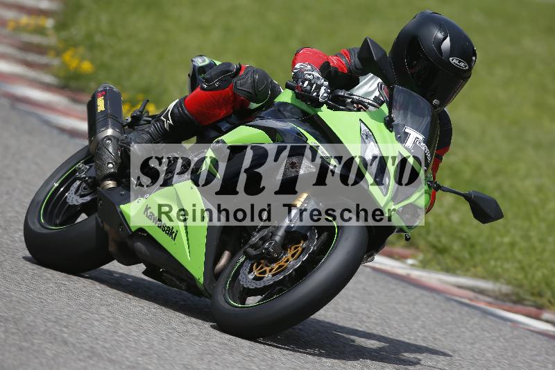 /Archiv-2024/29 12.06.2024 MOTO.CH Track Day ADR/Gruppe blau/Team